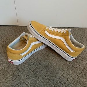 Vans YellowIld Skools